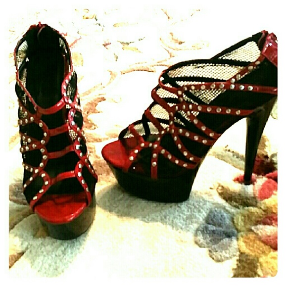 Elle size 8 platform shoes!! LOWEST PRICE !!!