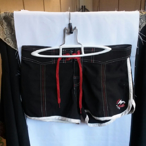 Junior's shorts