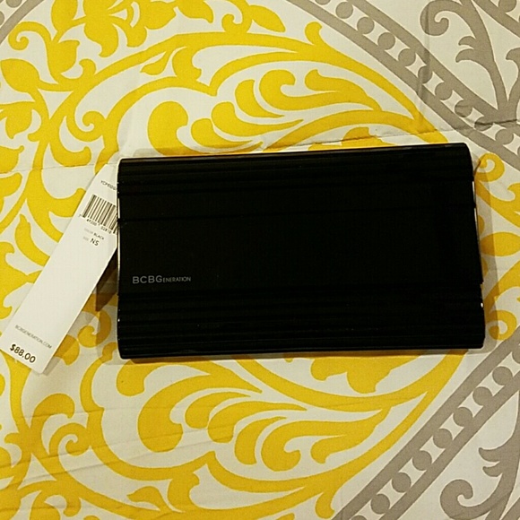 BCBGENERATION black clutch