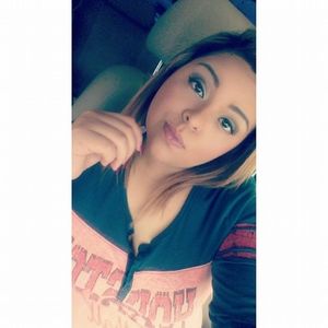 Meet your Posher, Bee