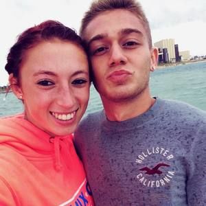 Meet your Posher, Ashley-lynn