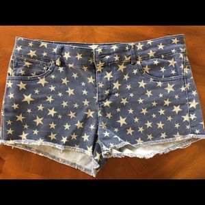 Patriotic shorts with stars