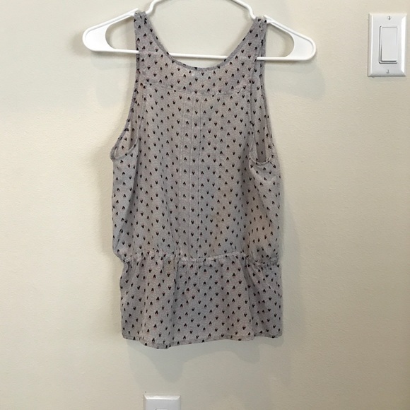 Pattern ruffle tank - Picture 4 of 4