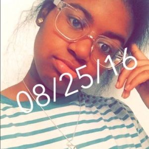 Meet your Posher, Dani