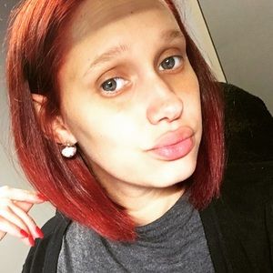 Meet your Posher, Frances