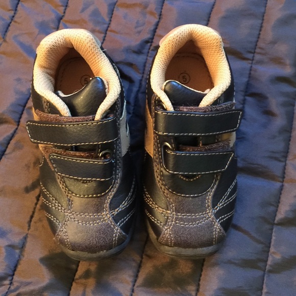 smartfit shoes made by stride rite