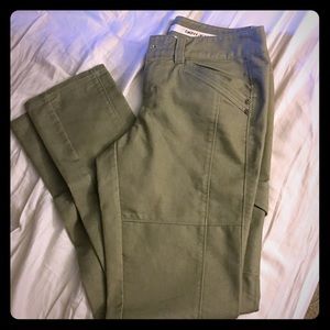 NWOT DKNY olive green pants
