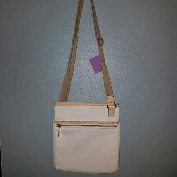 Michael Kors White Patent Leather Crossbody NEW! - Picture 1 of 4