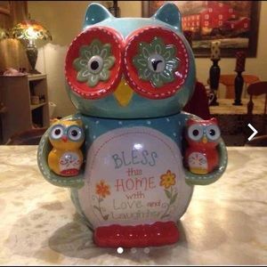 ISO Owl cookie jar...please tag me!!! Thanks!