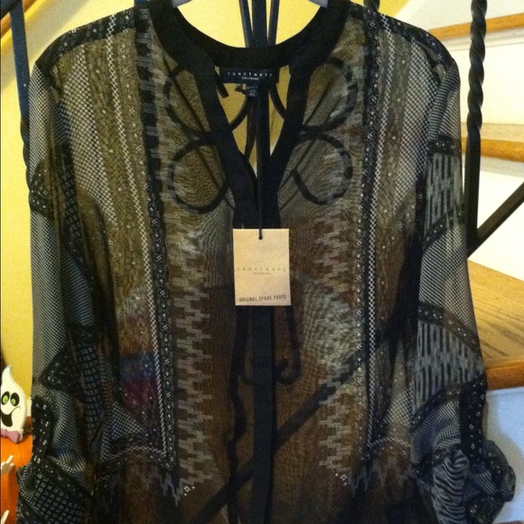 Sanctuary Sheer Back-Seam Blouse W Adjst Sleeves