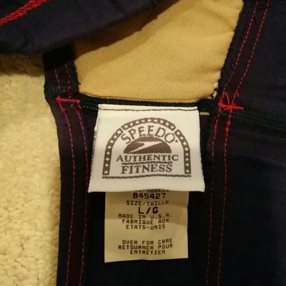 Speedo Racer Back Top - Picture 3 of 3
