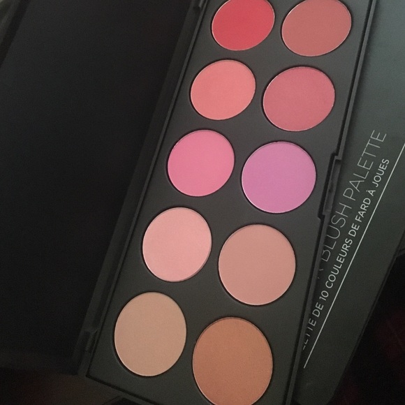 Bh cosmetics blushes bundle!! - Picture 2 of 3
