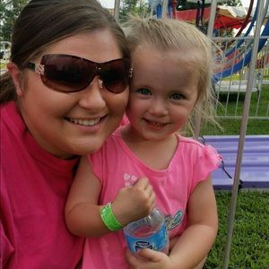 Meet your Posher, Amanda