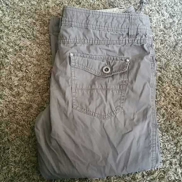 Cargo capri