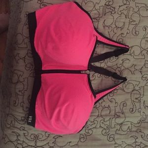 VS sports padded bra.