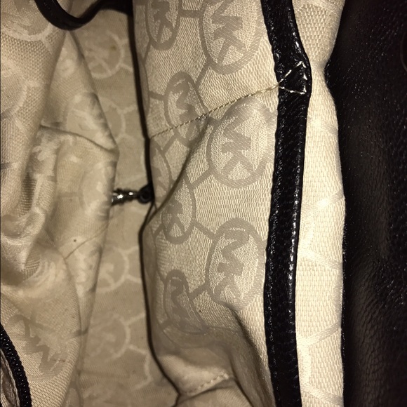 Michael Kors bag - Picture 3 of 4