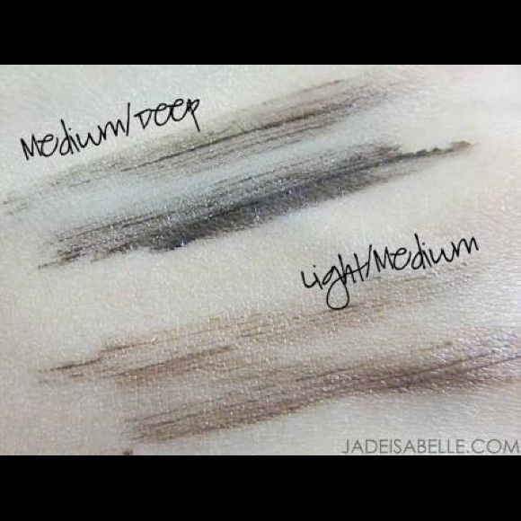 Diferences in gimme brow colours :)