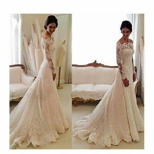 Plus size wedding dress