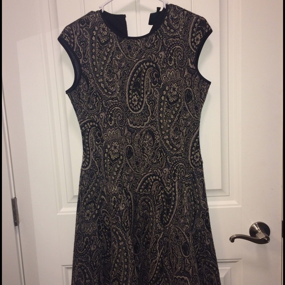 Gabby Skye size 4 dress