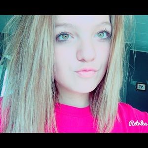 Meet your Posher, Hannah