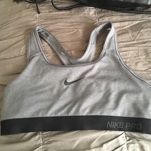 Nike pro