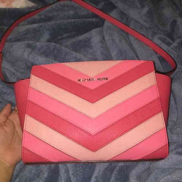 Sold ❌ 100% Authentic MK crossbody