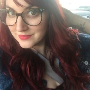 Meet your Posher, Amber