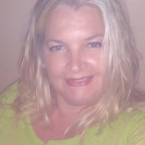 Meet your Posher, Rene