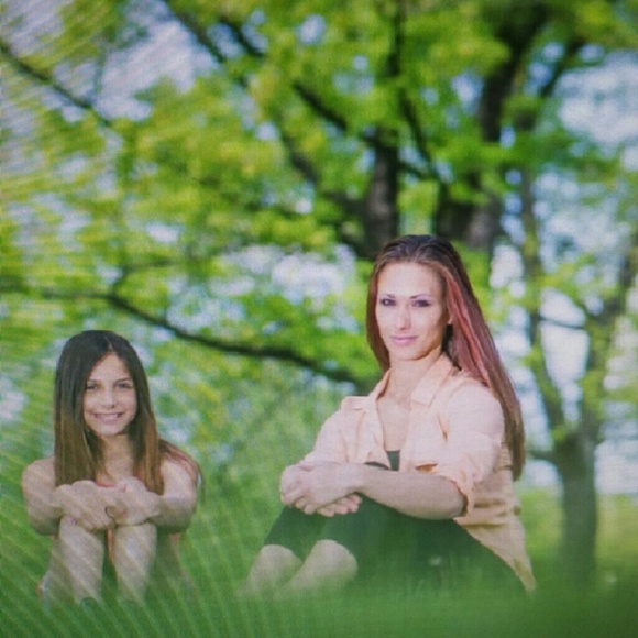 Meet your Posher, Sandra - Picture 1 of 1