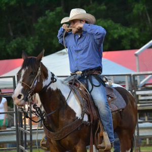 Meet your Posher, Dillon