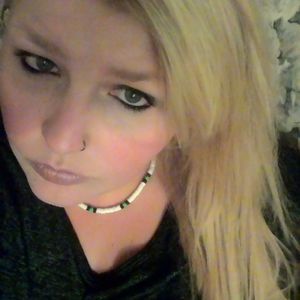 Meet your Posher, Angie