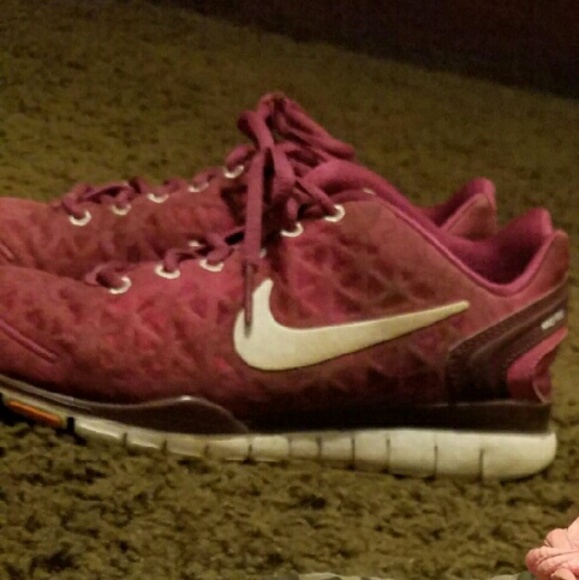 Nike free run shoes