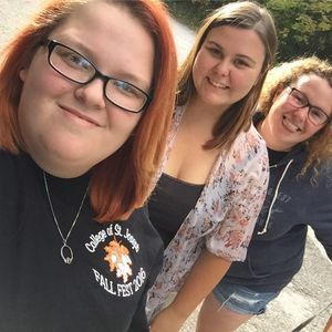 Meet your Posher, Molly