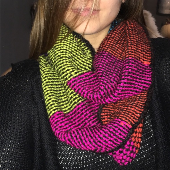 Scarf bundle!! - Picture 2 of 3