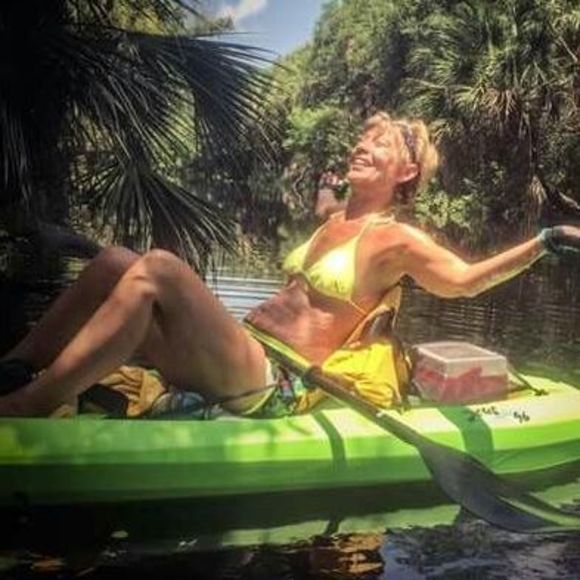 Meet your Posher, Charla - Picture 1 of 1