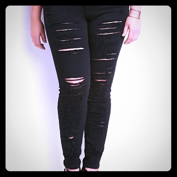black ripped skinny jeans forever 21