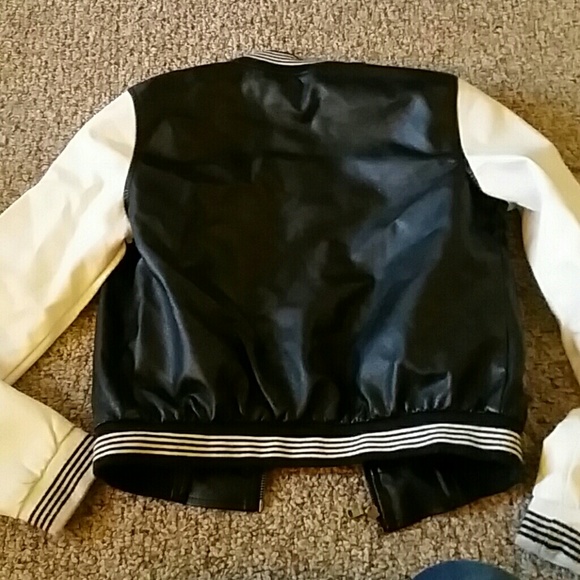 BASEBALL LEATHER JACKET - Picture 3 of 3