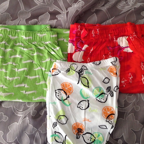 Woman's pajama pants/short