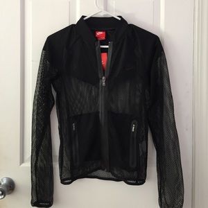 NWT Nike Women's mesh full-zip athletic jacket