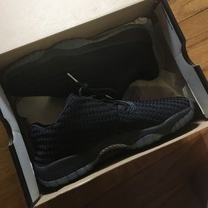 Black jordan futures