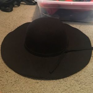Black floppy hat