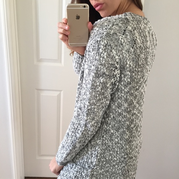 🏴CLEARANCE/Last • Black & White Knitted Cardigan - Picture 2 of 4