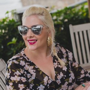 Meet your Posher, Dani