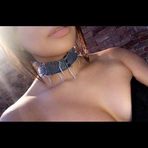 Denim distressed choker