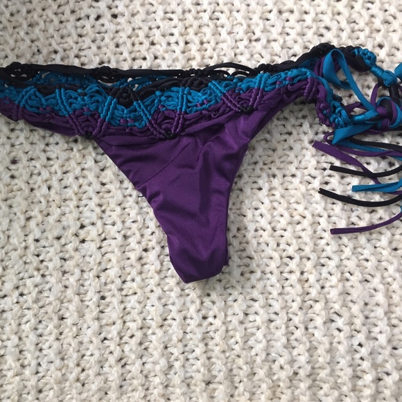 INDAH BIKINI BOTTOMS