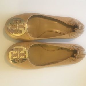 Tory Burch Reva Ballet Flats in Iced Coffee, 8.5
