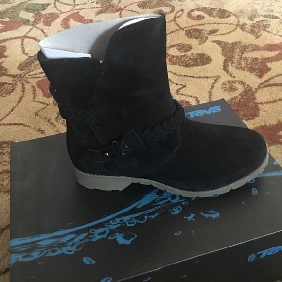 TEVA LAST PAIR Delavina boot in black - Picture 4 of 4