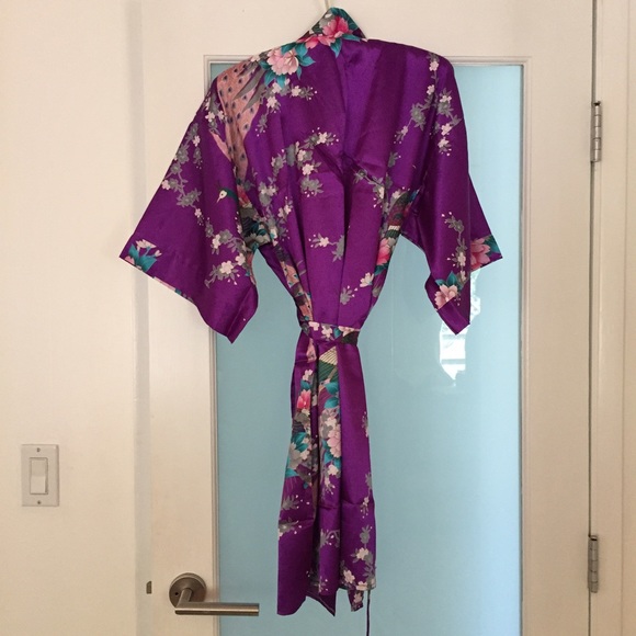 Beautiful New Silk Robe
