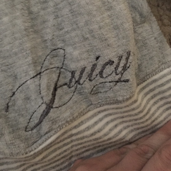 Auth Juicy Couture Velvet LS Pullover - Picture 4 of 4
