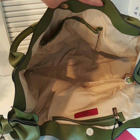 Valentino Lucca nudge hobo - Picture 3 of 4